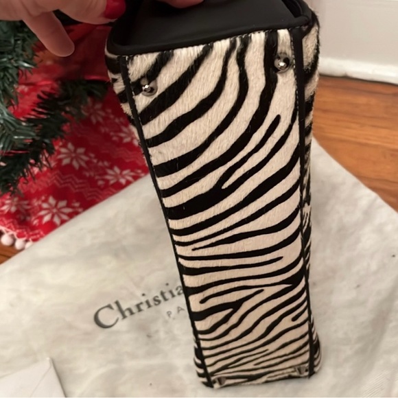 🔥Christian Dior Lady Dior Pony Hair Tote 🔥NWOT dustbag included - Picture 8 of 14